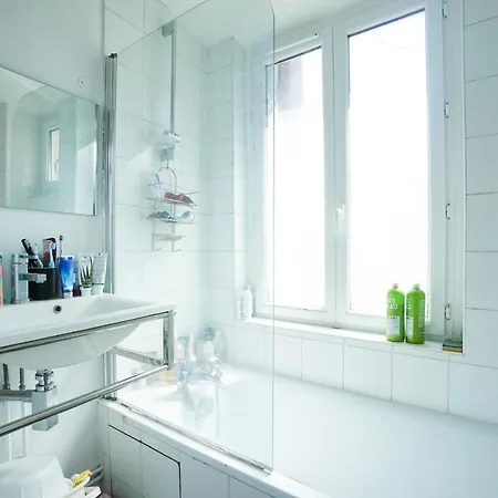 Bright Apartment With Nice Decoration Paris